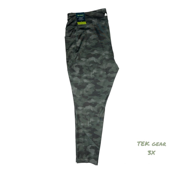 NWT Womens TEK Gear Camo High Waisted Leggings Plus 3X - Picture 2 of 8